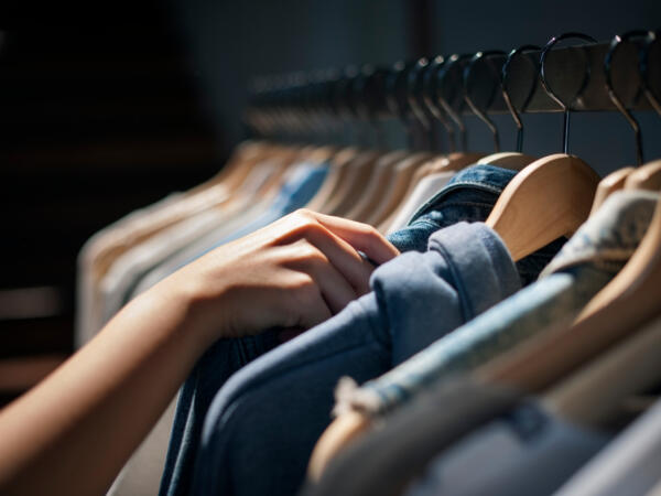 Apparel clothing